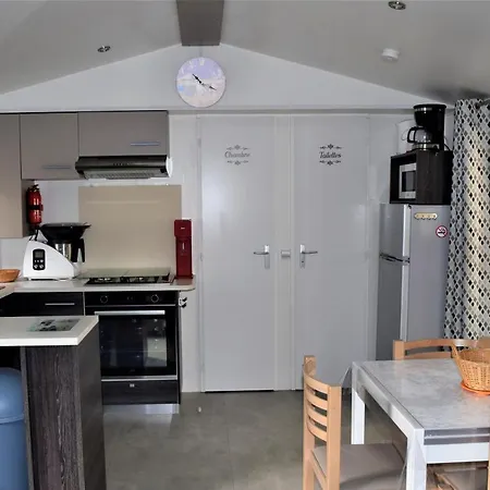 Spacieux Mobil-home N°502 - 2 - Dans 4 * Campsite *